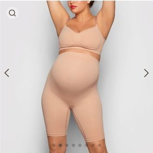 SKIMS MATERNITY SCULPTING SHORT MID THIGH size XXS/XS